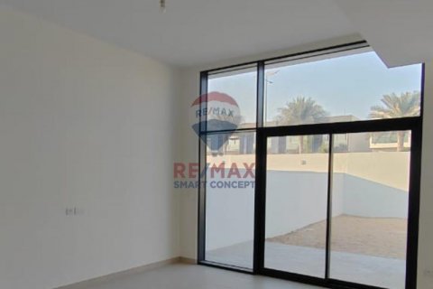 טאונהאוס להשכרה ב Al Furjan, Dubai, איחוד האמירויות  4 חדרי שינה, 358.4 מ"ר, מספר 590779 - תמונה 2