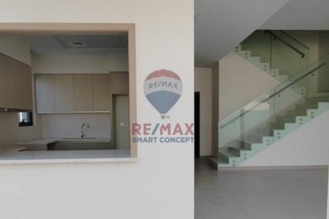 טאונהאוס להשכרה ב Al Furjan, Dubai, איחוד האמירויות  4 חדרי שינה, 358.4 מ"ר, מספר 590779 - תמונה 19