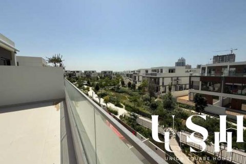 Řadový dům v Tilal Al Ghaf, Dubai, SAE 4 ložnice, 241 m² Č.: 628993 - fotografie 14