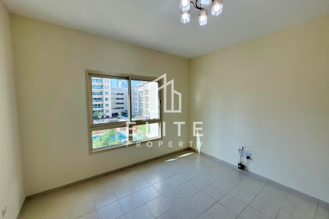 Apartment in Greens, Dubai, UAE 2 bedrooms, 121 sq.m. № 628946 - photo 5