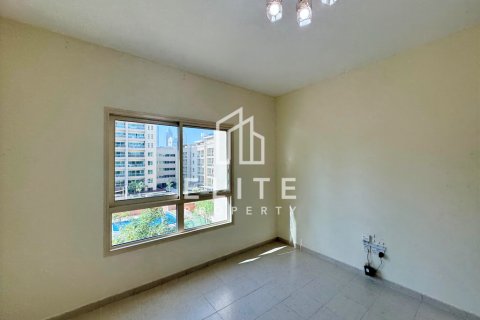 Apartment in Greens, Dubai, UAE 2 bedrooms, 121 sq.m. № 628946 - photo 3