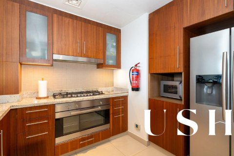 Apartment in Downtown Dubai (Downtown Burj Dubai), UAE 3 bedrooms, 197 sq.m. № 629130 - photo 7