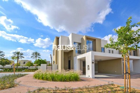Vila v Arabian Ranches 2, Dubai, SAE 4 ložnice, 246 m² Č.: 626654 - fotografie 21