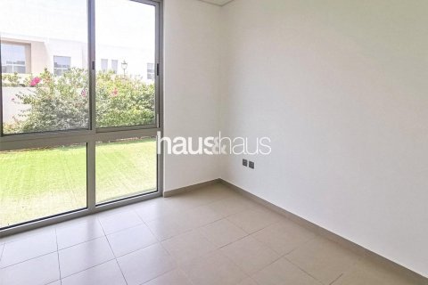 Vila v Arabian Ranches 2, Dubai, SAE 4 ložnice, 246 m² Č.: 626654 - fotografie 15