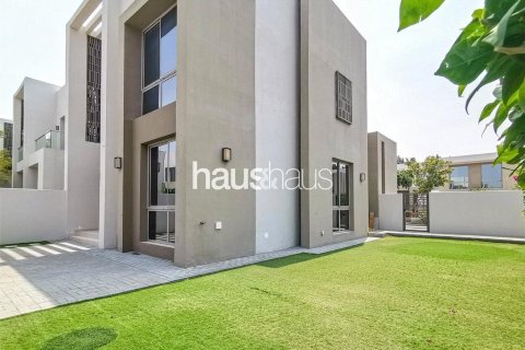 Vila v Arabian Ranches 2, Dubai, SAE 4 ložnice, 246 m² Č.: 626654 - fotografie 1