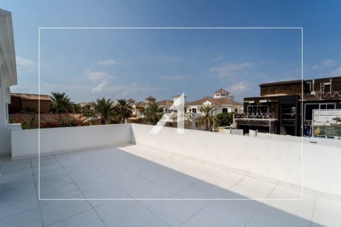 Villa in Palm Jumeirah, Dubai, UAE 4 bedrooms, 657.3 sq.m. № 623881 - photo 22