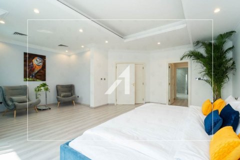 Villa in Palm Jumeirah, Dubai, UAE 4 bedrooms, 657.3 sq.m. № 623881 - photo 17