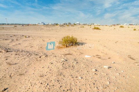 Land in Khalifa City, Abu Dhabi, UAE 1952 sq.m. № 594879 - photo 4