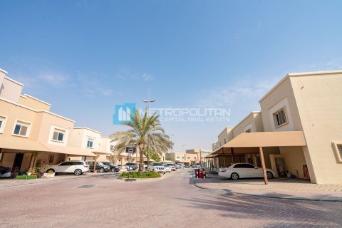 Pronë komerciale në Al Reef, Abu Dhabi, Emiratet e Bashkuara Arabe 4 dhoma gjumi, 180 m2. № 595053 - Foto 16