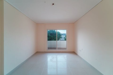 Pronë komerciale në Al Reef, Abu Dhabi, Emiratet e Bashkuara Arabe 4 dhoma gjumi, 180 m2. № 595053 - Foto 9