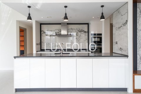 Müüa korter asukohaga Dubai Marina, Dubai, AÜE: 4 magamistoaga, 291 m² Nr 627823 - pilt 17