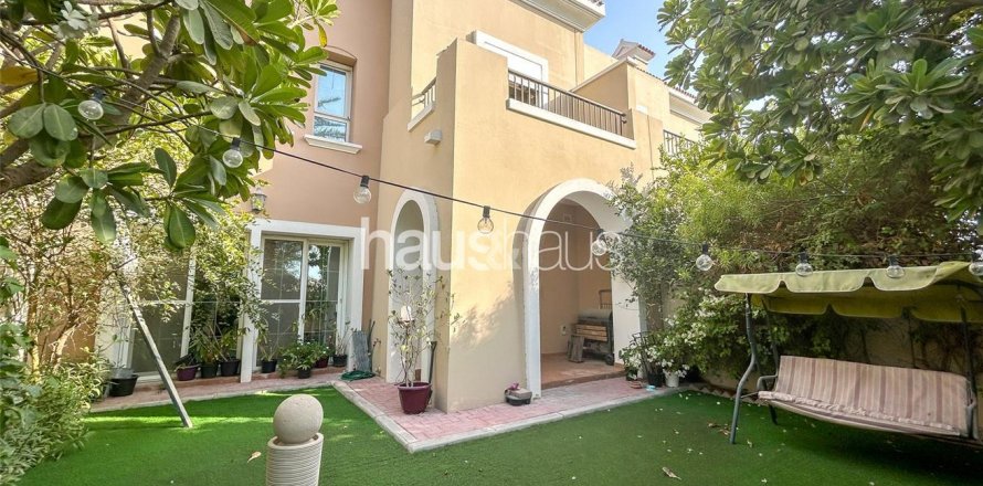 Řadový dům v Arabian Ranches, Dubai, SAE 3 ložnice, 255 m² Č.: 626750