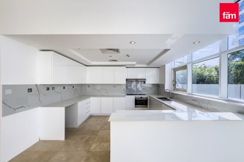 Byt v Dubai Marina, SAE 3 ložnice, 275.4 m² Č.: 576530 - fotografie 7