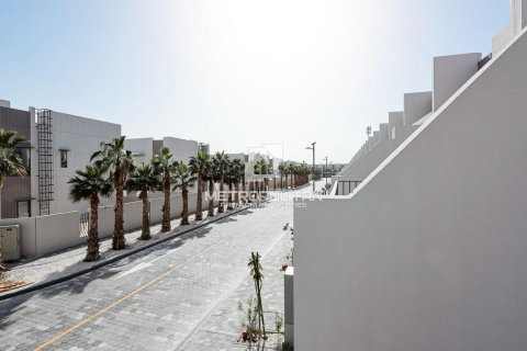 Shtëpi në qytet në Mohammed Bin Rashid City, Dubai, Emiratet e Bashkuara Arabe 2 dhoma gjumi, 131 m2. № 593802 - Foto 15
