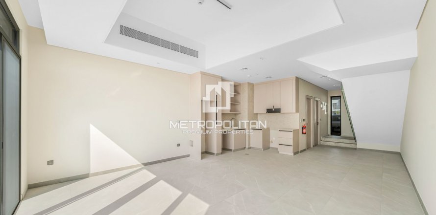 Shtëpi në qytet në Mohammed Bin Rashid City, Dubai, Emiratet e Bashkuara Arabe 2 dhoma gjumi, 131 m2. № 593802