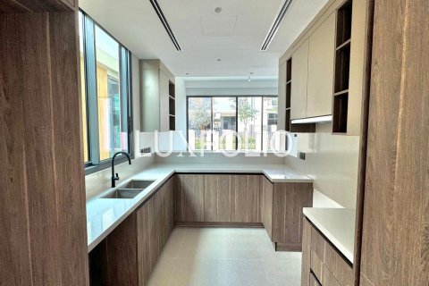 Vila v Tilal Al Ghaf, Dubai, SAE 4 ložnice, 373 m² Č.: 627735 - fotografie 11