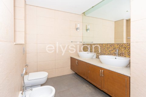 Apartman u Palm Jumeirah, Dubai, UAE 2 spavaćih soba, 174 m2 Br. 586078 - fotografija 8