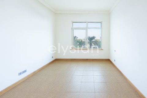 Apartment in Palm Jumeirah, Dubai, UAE 2 bedrooms, 144 sq.m. № 586061 - photo 7