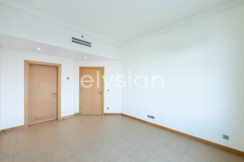 Apartment in Palm Jumeirah, Dubai, UAE 2 bedrooms, 144 sq.m. № 586061 - photo 6