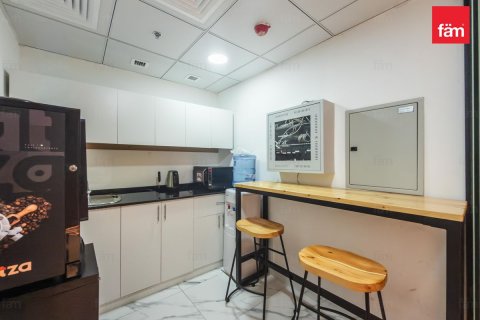 Birojs Business Bay, Dubaijā, AAE 123 m2 Nr. 622625 - attēls 10
