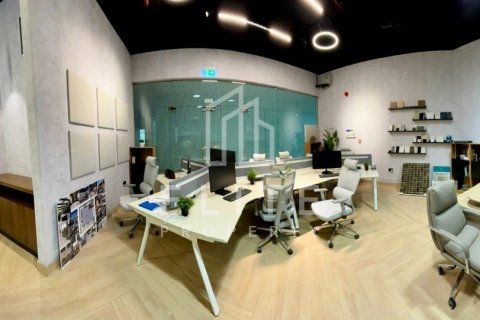 Opisina sa Dubai, UAE 97 sq.m. № 628954 - larawan 12
