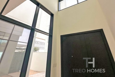 Villa in Al Furjan, Dubai, UAE 4 bedrooms, 331 sq.m. № 586598 - photo 16