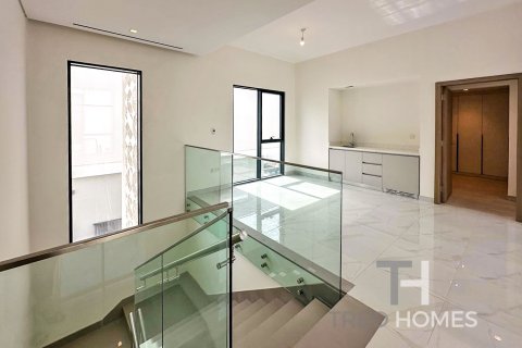 Villa in Al Furjan, Dubai, UAE 4 bedrooms, 331 sq.m. № 586598 - photo 24