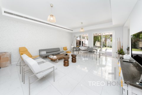 Üürile anda villa asukohaga The Springs, Dubai, AÜE: 3 magamistoaga, 228 m² Nr 586625 - pilt 3