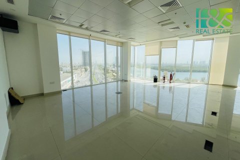 משרד להשכרה ב Ras Al Khaimah, איחוד האמירויות  92.9 מ"ר, מספר 457865 - תמונה 4