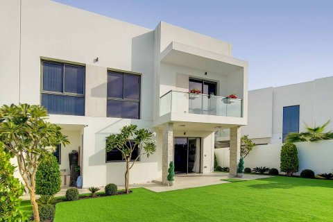 Yas Island, Abu Dhabi, UAE의 ASPENS 번호 252324