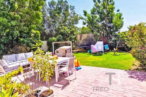 Villa in affitto a The Lakes, Dubai, EAU 3 camere da letto, 240 mq. № 597630 - foto 8