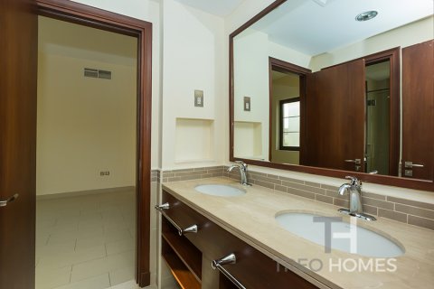 Vilë në Arabian Ranches 2, Dubai, Emiratet e Bashkuara Arabe 3 dhoma gjumi, 292 m2. № 597631 - Foto 11