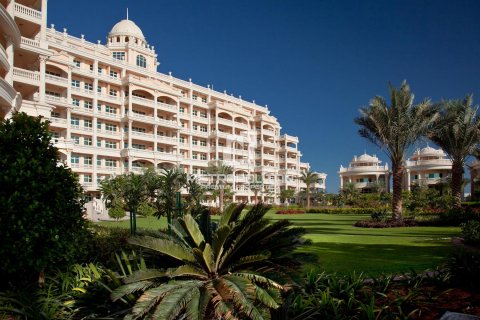 Apartament në Palm Jumeirah, Dubai, Emiratet e Bashkuara Arabe 2 dhoma gjumi, 166 m2. № 592680 - Foto 18