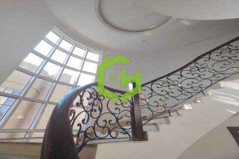 Vila v Living Legends, Dubai, SAE 5 ložnice, 671.2 m² Č.: 576797 - fotografie 5