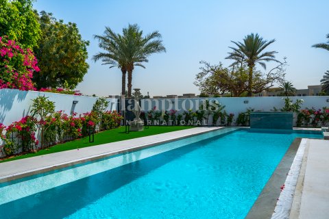 Vilë në Meadows, Dubai, Emiratet e Bashkuara Arabe 6 dhoma gjumi, 457.45437200 m2. № 589939 - Foto 27