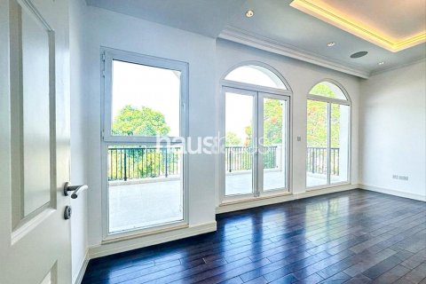 Vila v Jumeirah Golf Estates, Dubai, SAE 4 ložnice, 512 m² Č.: 626328 - fotografie 12