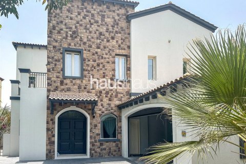 Vila v Jumeirah Golf Estates, Dubai, SAE 4 ložnice, 512 m² Č.: 626328 - fotografie 1