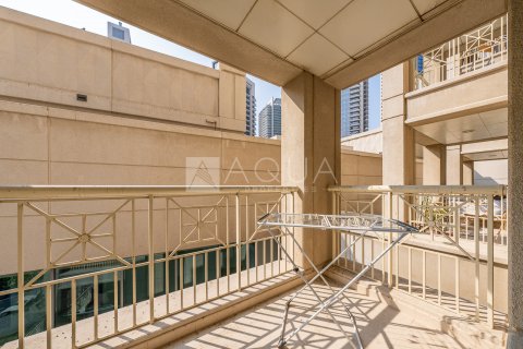 Apartment in Downtown Dubai (Downtown Burj Dubai), UAE 1 bedroom, 73.7 sq.m. № 611509 - photo 10