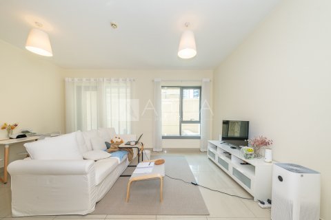 Apartment in Downtown Dubai (Downtown Burj Dubai), UAE 1 bedroom, 73.7 sq.m. № 611509 - photo 1