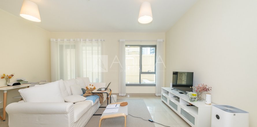 Apartment in Downtown Dubai (Downtown Burj Dubai), UAE 1 bedroom, 73.7 sq.m. № 611509