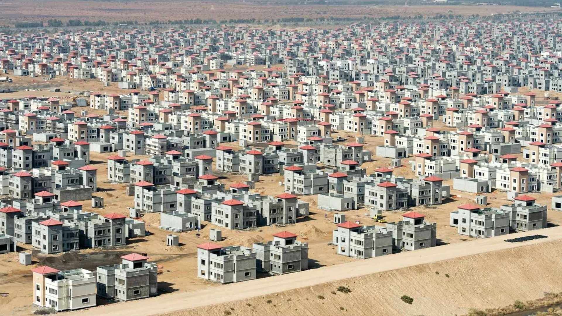 Al Samha Villa Complex