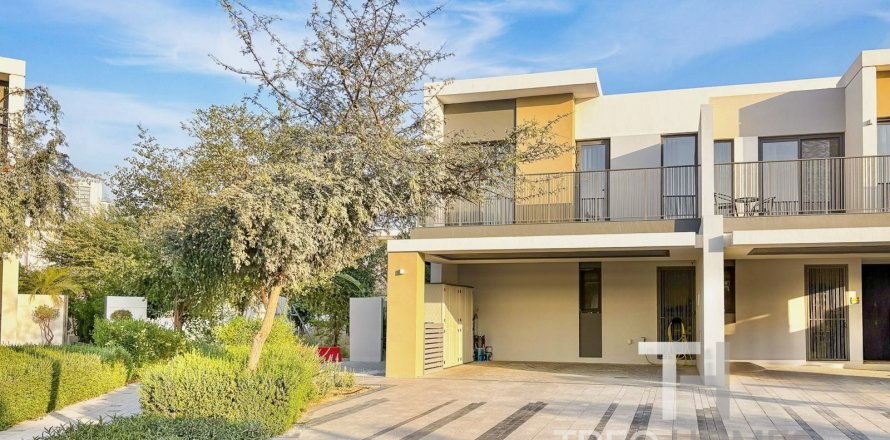 Kuća u nizu u gradu Tilal Al Ghaf, Dubai, UAE 4 spavaće sobe, 219 m2 Br. 586426
