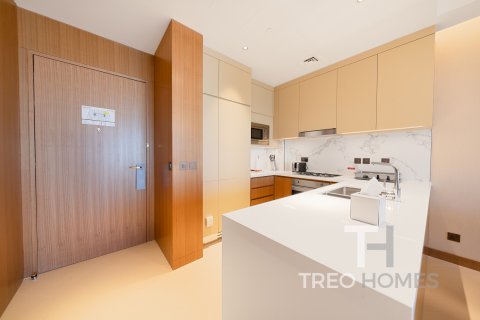 Apartment in Burj Khalifa, Dubai, UAE 2 bedrooms, 117 sq.m. № 586428 - photo 7