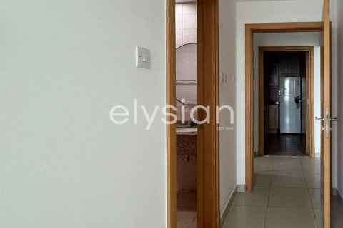 Apartmen di Jumeirah Lake Towers, Dubai, UAE 1 bilik tidur, 82 meter persegi № 586233 - foto 7