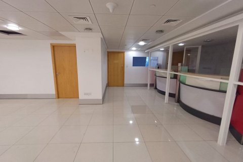 Pronë komerciale në Corniche Road, Abu Dhabi, Emiratet e Bashkuara Arabe 1750 m2. № 594621 - Foto 15