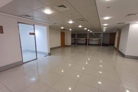 Pronë komerciale në Corniche Road, Abu Dhabi, Emiratet e Bashkuara Arabe 1750 m2. № 594621 - Foto 12