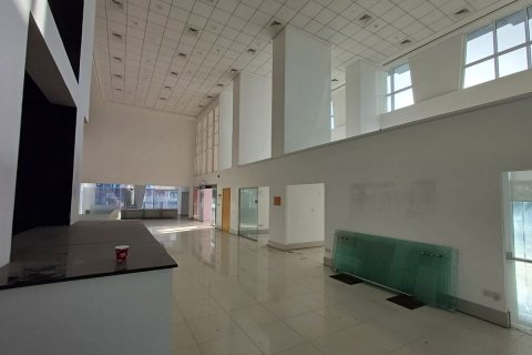 Pronë komerciale në Corniche Road, Abu Dhabi, Emiratet e Bashkuara Arabe 1750 m2. № 594621 - Foto 17