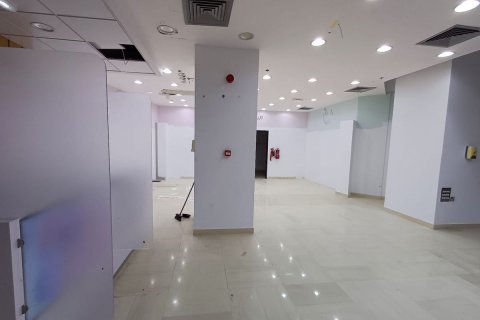 Obchod v Corniche Road, Abu Dhabi, SAE 175 m² Č.: 594619 - fotografie 6