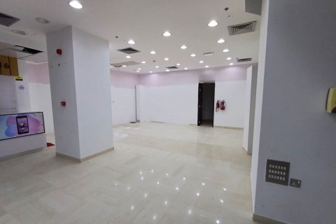 Obchod v Corniche Road, Abu Dhabi, SAE 175 m² Č.: 594619 - fotografie 2