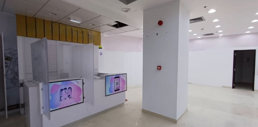 Obchod v Corniche Road, Abu Dhabi, SAE 175 m² Č.: 594619